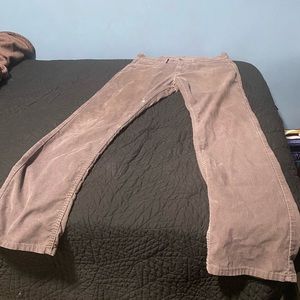 Used gray Corduroy Levi’s pants regular fit